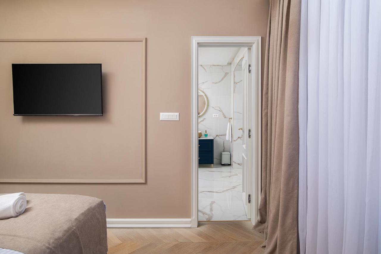 Via Flavia Luxury Accommodation With Free Private Parking Pula Exterior photo